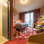Hotel Einsmehr 3*